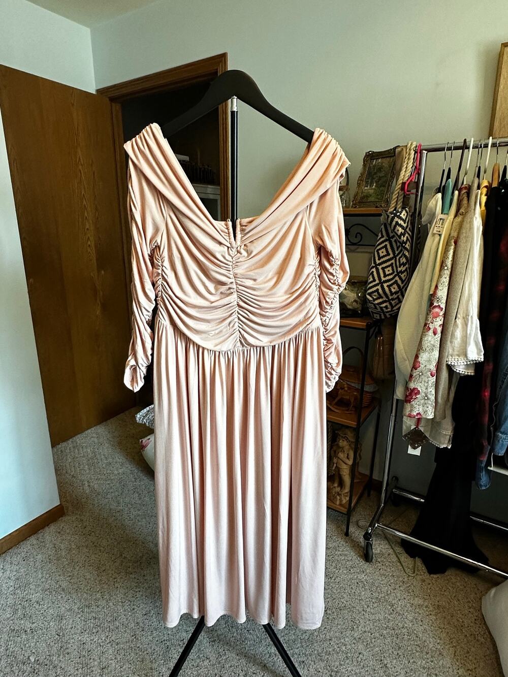 ELOQUII Plus Size 14/16 Blush Pink Off The Shoulder Ruched Matte Jersey Midi